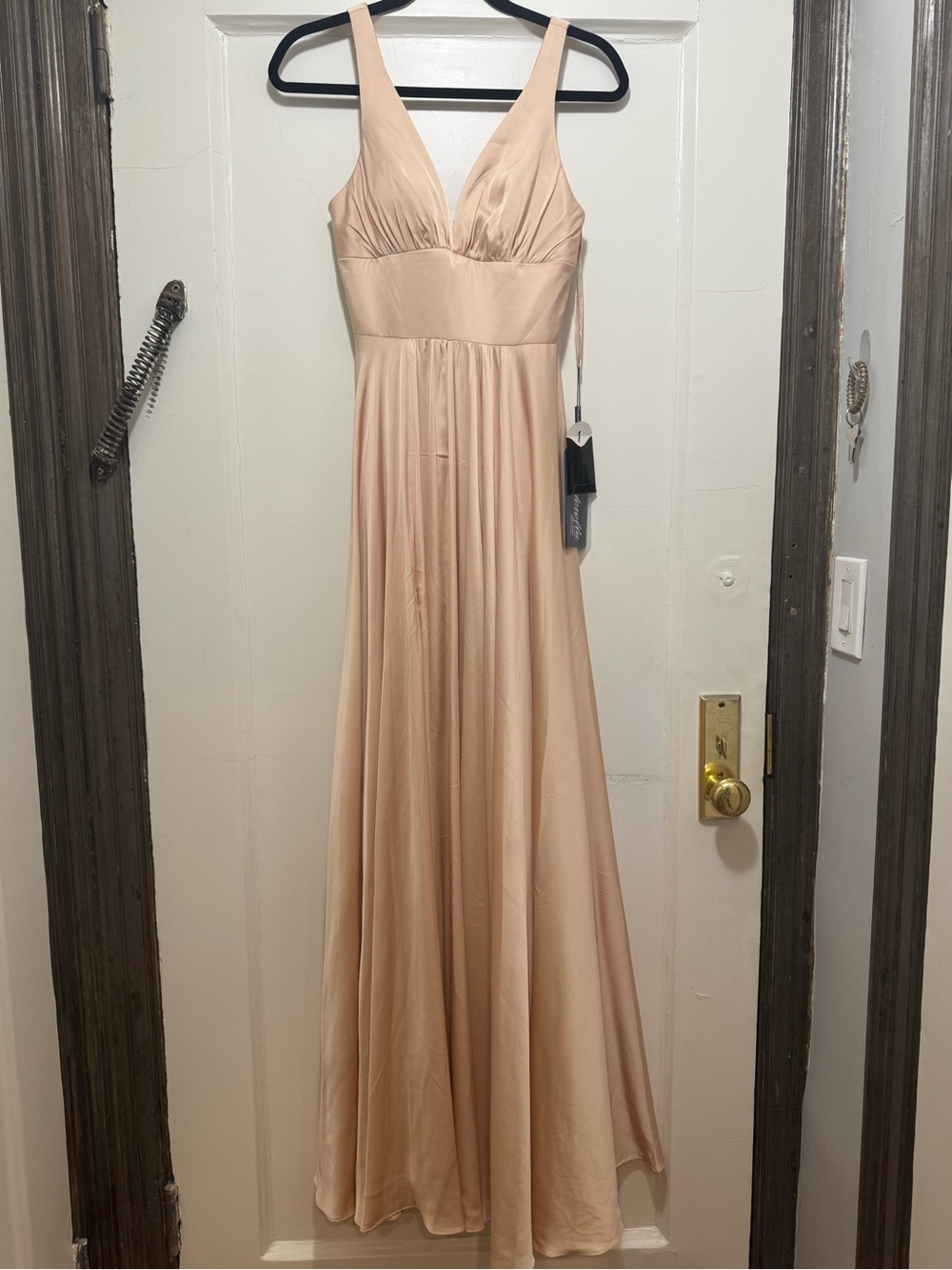 Cinderella Divine Dress - Picture 2 of 9